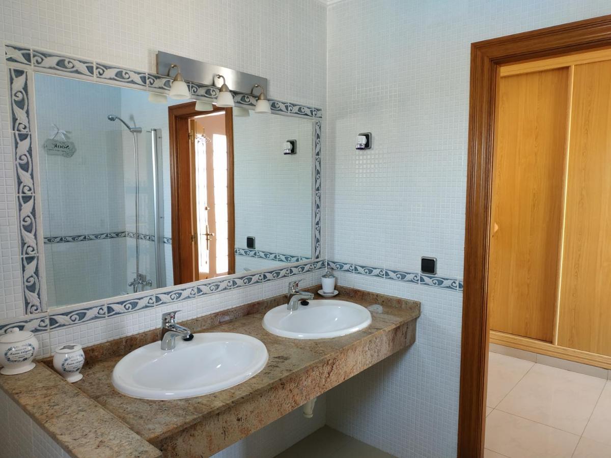 Villa Casa Del Sol 3 Bedroom Villa With Private Solar Covered 12M X 6M Pool Minimum Stay 7 Nights Chromecast And Wifi Throughout The Property Triquivijate Dış mekan fotoğraf