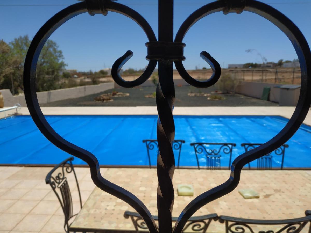 Villa Casa Del Sol 3 Bedroom Villa With Private Solar Covered 12M X 6M Pool Minimum Stay 7 Nights Chromecast And Wifi Throughout The Property Triquivijate Dış mekan fotoğraf