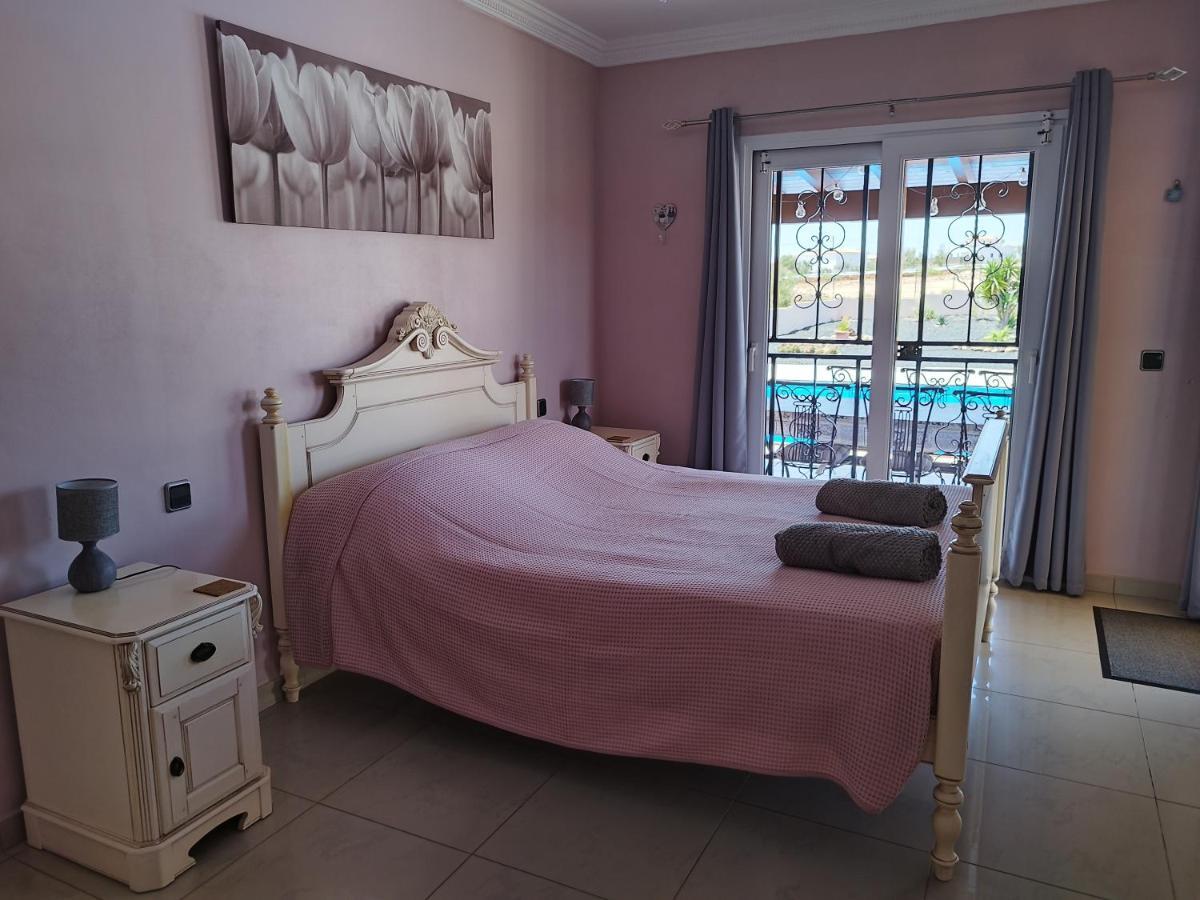 Villa Casa Del Sol 3 Bedroom Villa With Private Solar Covered 12M X 6M Pool Minimum Stay 7 Nights Chromecast And Wifi Throughout The Property Triquivijate Dış mekan fotoğraf
