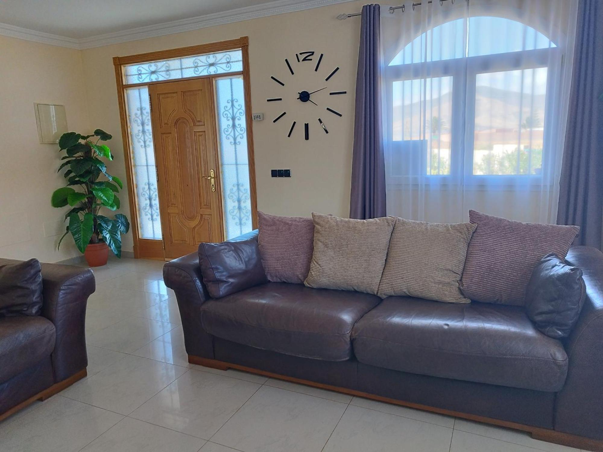 Villa Casa Del Sol 3 Bedroom Villa With Private Solar Covered 12M X 6M Pool Minimum Stay 7 Nights Chromecast And Wifi Throughout The Property Triquivijate Dış mekan fotoğraf